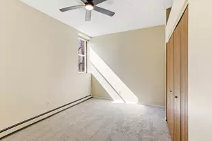 215 7th St NE, Minneapolis, MN 55413 - Photo 15