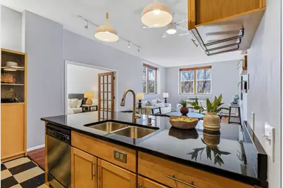 215 7th Street NE #202, Minneapolis, MN 55413 - Photo 9