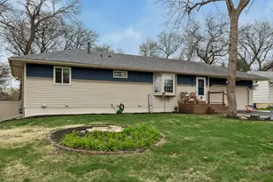 705 118th Ave NE, Blaine, MN 55434 - Photo 3