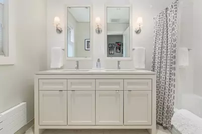2119 E Lake Of The Isles Parkway, Minneapolis, MN 55405 - Photo 25