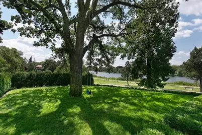 2119 E Lake Of The Isles Parkway, Minneapolis, MN 55405 - Photo 33