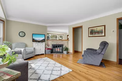 743 Arlington Avenue W, Saint Paul, MN 55117 - Photo 3