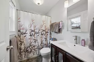 1060 Front Ave, Saint Paul, MN 55103 - Photo 23