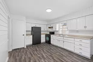 3224 Lake Ln, Arden Hills, MN 55112 - Photo 11