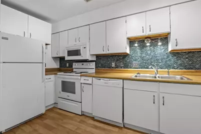 822 Woodgate Drive, Vadnais Heights, MN 55127 - Photo 7