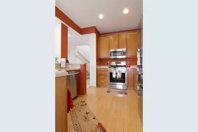 15561 Dunraven Drive, Apple Valley, MN 55124 - Photo 9