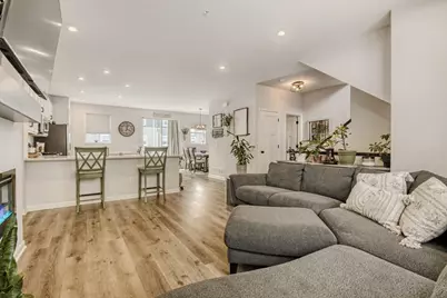 2214 Gateway Curve, North Saint Paul, MN 55109 - Photo 9