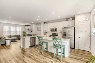 2214 Gateway Curv, North Saint Paul, MN 55109 - Photo 7