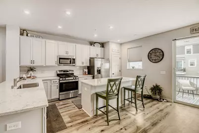 2214 Gateway Curve, North Saint Paul, MN 55109 - Photo 5