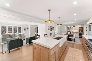 2741 Crescent Ridge Rd, Minnetonka, MN 55305 - Photo 7