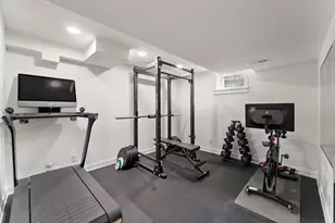 2741 Crescent Ridge Rd, Minnetonka, MN 55305 - Photo 37