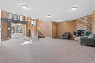 1590 Parkwood Dr, Woodbury, MN 55125 - Photo 13