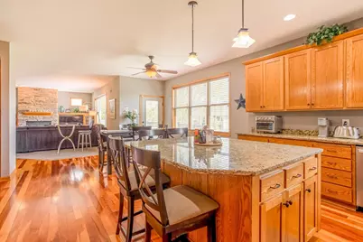 10770 Scott Avenue N, Brooklyn Park, MN 55443 - Photo 9