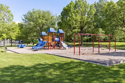 1566 Sumter Avenue N, Golden Valley, MN 55427 - Photo 39