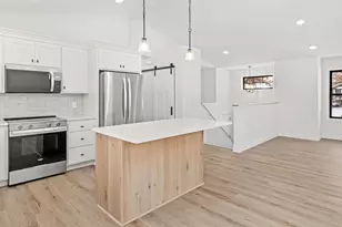 10717 Lincoln St NE, Blaine, MN 55434 - Photo 11