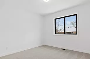 10717 Lincoln St NE, Blaine, MN 55434 - Photo 15