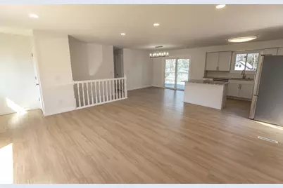 303 Haskell Street E, West Saint Paul, MN 55118 - Photo 15