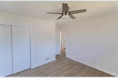 303 Haskell Street E, West Saint Paul, MN 55118 - Photo 11