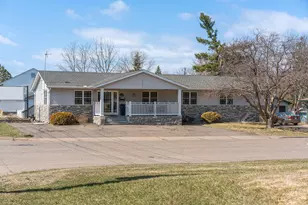 875 7th St SW, Pine City, MN 55063 - Photo 1