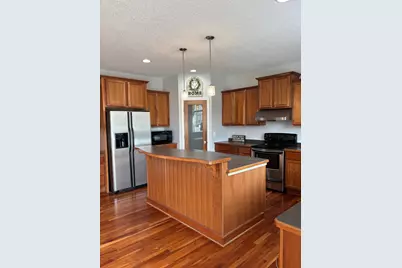 10111 Welcome Avenue N, Brooklyn Park, MN 55443 - Photo 11