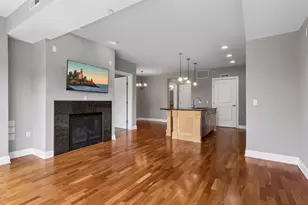 1060 Grand Ave, Saint Paul, MN 55105 - Photo 11