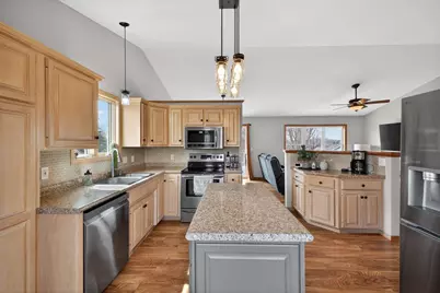 3767 13th Avenue SW, Rochester, MN 55902 - Photo 9