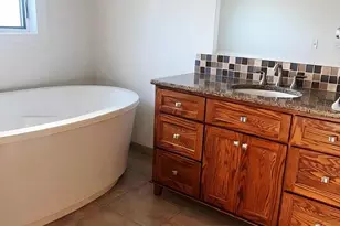 1406 26th St SW, Austin, MN 55912 - Photo 29