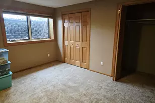 1406 26th St SW, Austin, MN 55912 - Photo 7