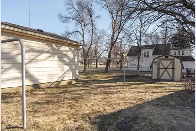 502 3rd Street NE, Saint Cloud, MN 56304 - Photo 33