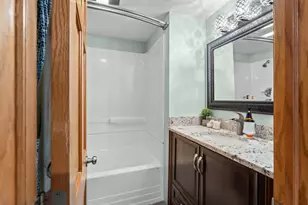 1523 Queen Ave N, Minneapolis, MN 55411 - Photo 21