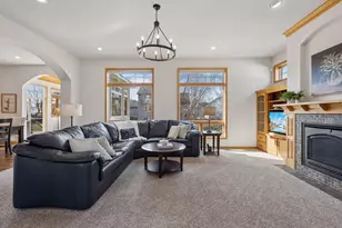 20590 Hartford Way, Lakeville, MN 55044 - Photo 7