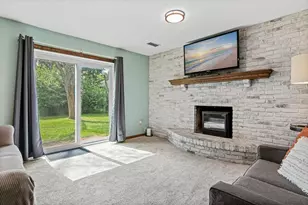 4650 Mackubin St, Shoreview, MN 55126 - Photo 13