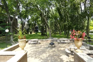 2800 Hamline Ave N, Roseville, MN 55113 - Photo 3