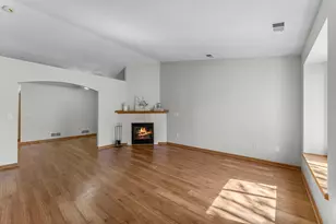 1125 Bristol Ln, Farmington, MN 55024 - Photo 5