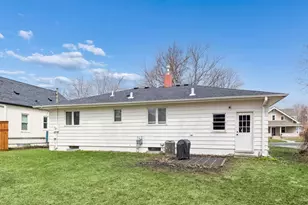 317 E 1st St, Waconia, MN 55387 - Photo 29