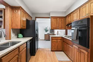 635 Shryer Ave W, Roseville, MN 55113 - Photo 25