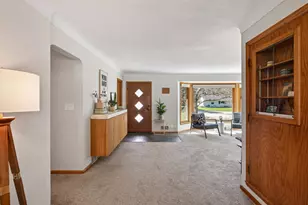 635 Shryer Ave W, Roseville, MN 55113 - Photo 13
