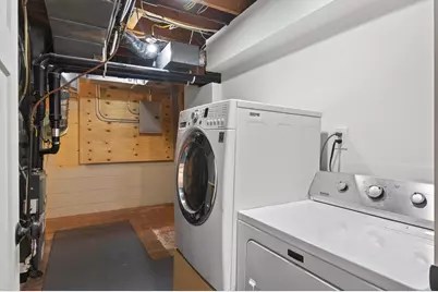 635 Shryer Avenue W, Roseville, MN 55113 - Photo 41