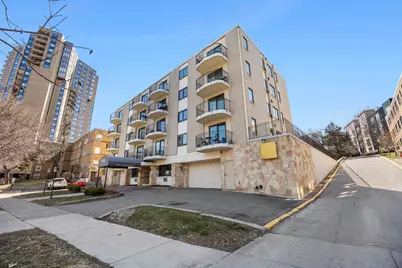 2928 Dean Parkway #3E, Minneapolis, MN 55416 - Photo 11