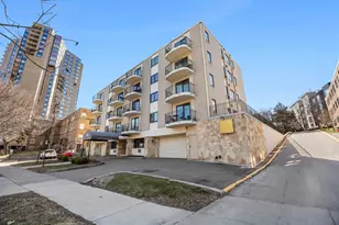 2928 Dean Pkwy, Minneapolis, MN 55416 - Photo 11