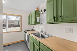 3945 18th Ave NW, Rochester, MN 55901 - Photo 9