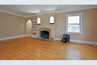 1901 Hyacinth Avenue E, Saint Paul, MN 55119 - Photo 3