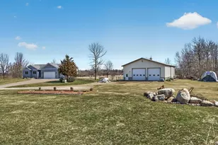 38321 Baugh St NW, Princeton, MN 55371 - Photo 3