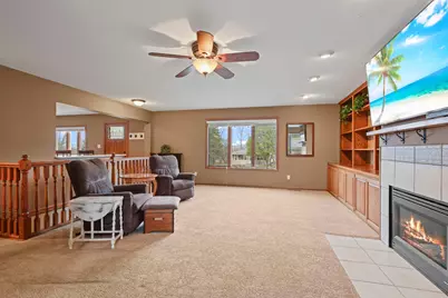 657 Granada Avenue N, Oakdale, MN 55128 - Photo 11