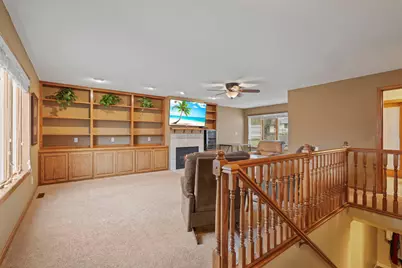 657 Granada Avenue N, Oakdale, MN 55128 - Photo 7