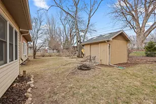 657 Granada Ave N, Oakdale, MN 55128 - Photo 33