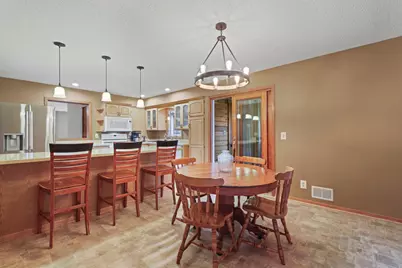 657 Granada Avenue N, Oakdale, MN 55128 - Photo 17