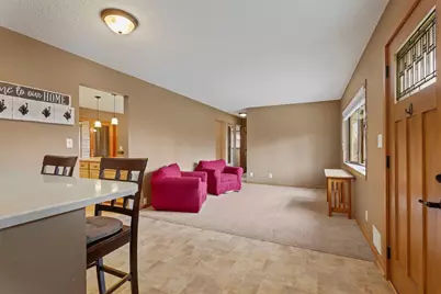 657 Granada Avenue N, Oakdale, MN 55128 - Photo 5