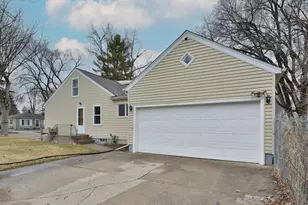 822 1st St S, Moorhead, MN 56560 - Photo 3