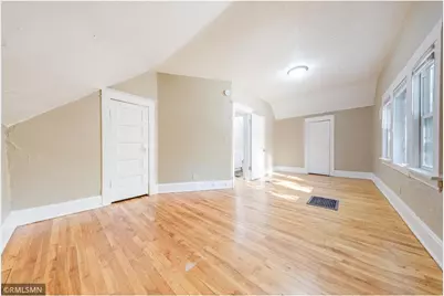 3842 Fremont Avenue N, Minneapolis, MN 55412 - Photo 9